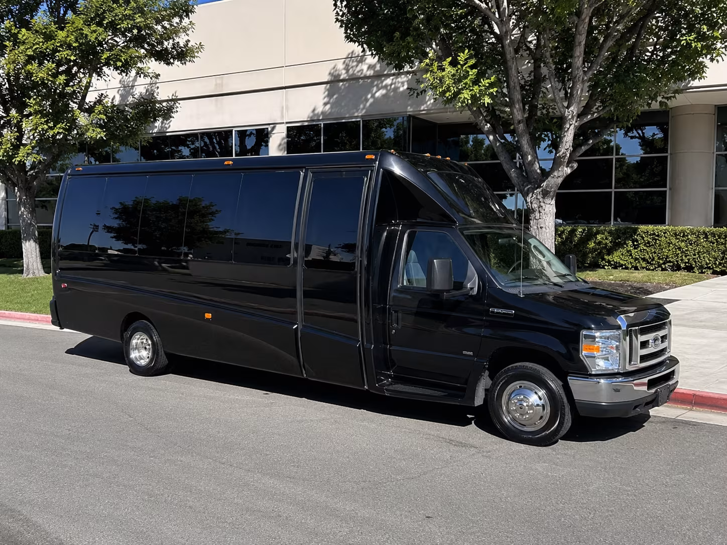 Miami Birthday, Sweet 16, & Quinceañera Party Bus Rentals
