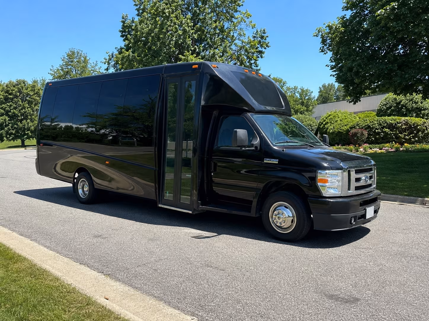 Miami Homecoming & Prom Party Bus Rentals